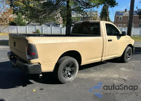 2022 Ram 1500 Classic Tradesman из США, поврежденный, VIN 3C6JR6DGXNG300823